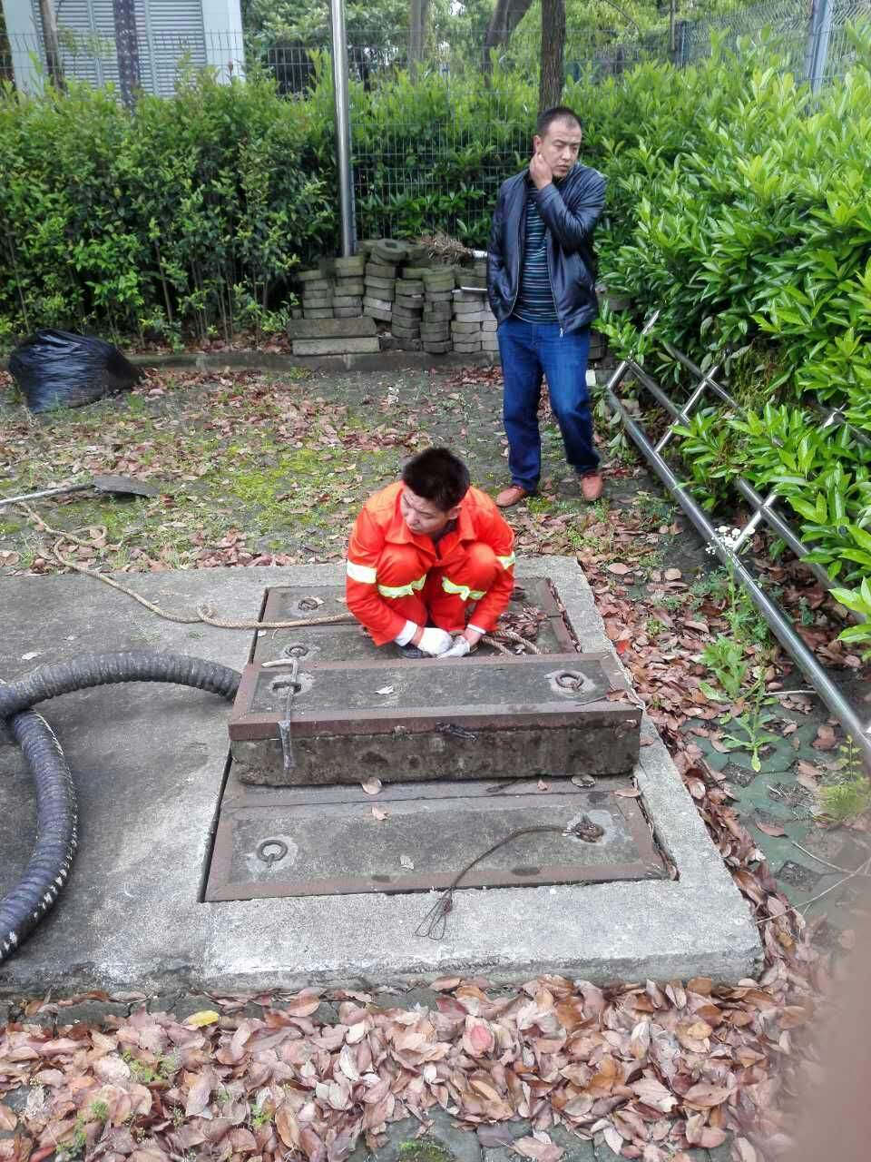 呼兰吸污抽粪